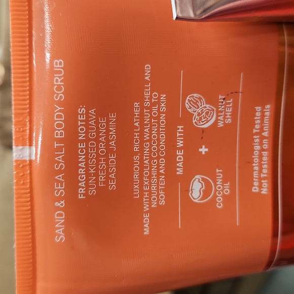 Bath & Body Works Fiji Sunshine Guava-Tini Scrub & Belize Cream Set - Picture 3 of 5